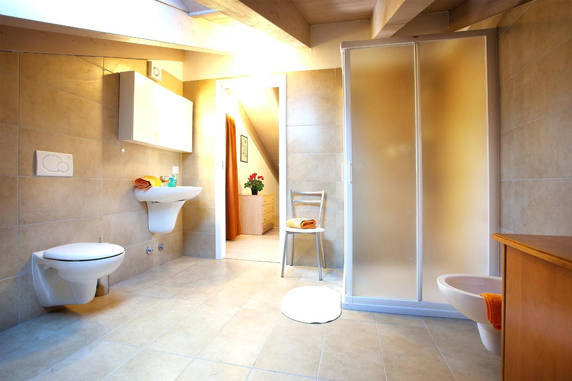 4 Village Centre Lenno Homes With Pool-By Italian Apartments الغرفة الصورة