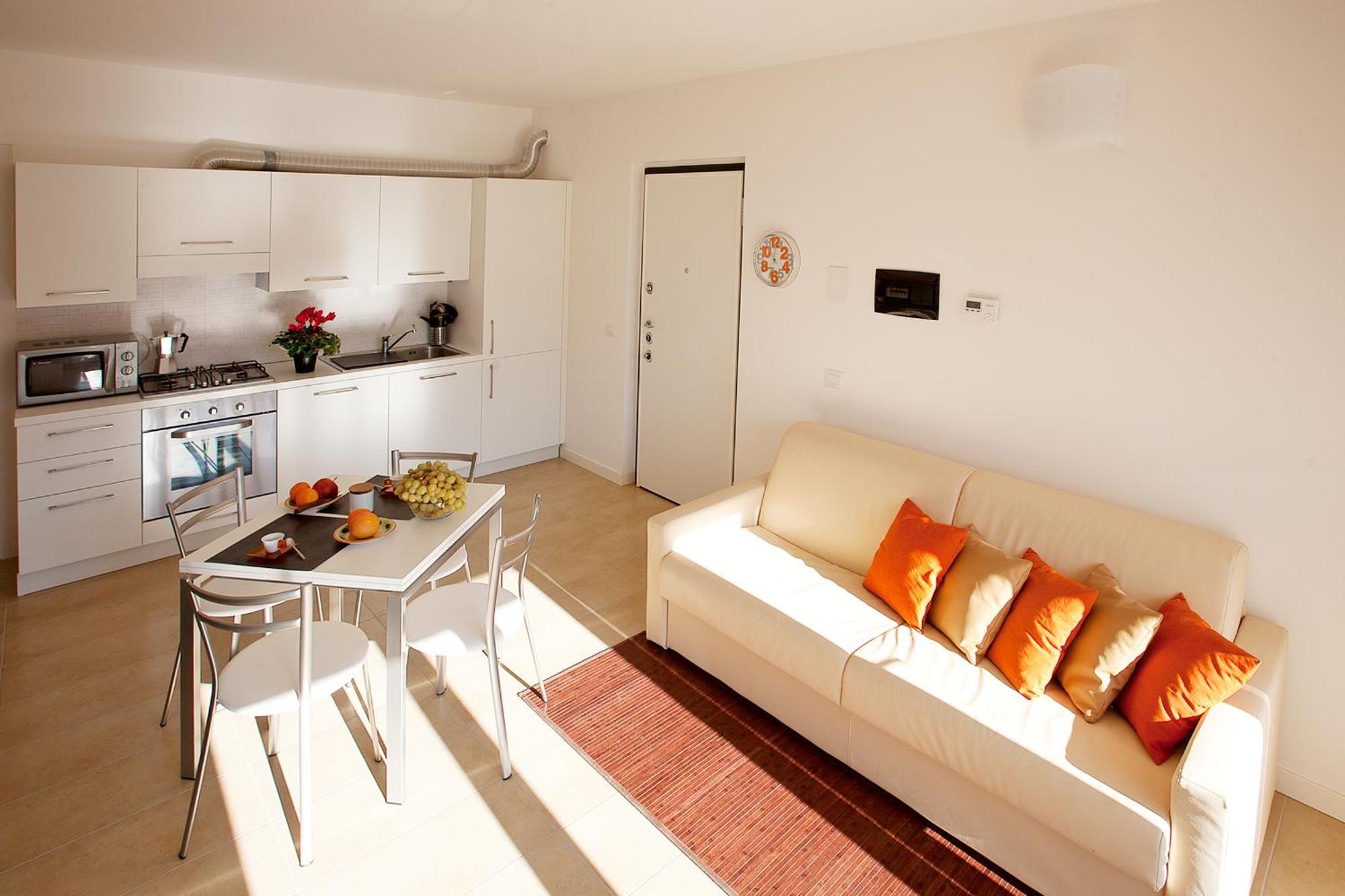 4 Village Centre Lenno Homes With Pool-By Italian Apartments الغرفة الصورة