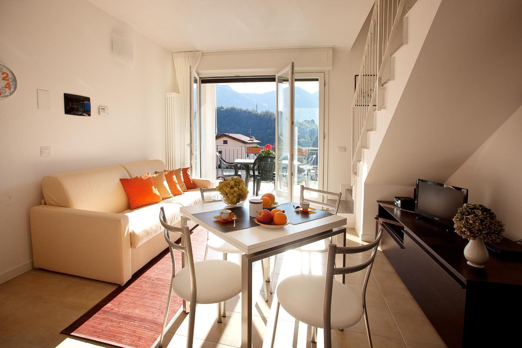 4 Village Centre Lenno Homes With Pool-By Italian Apartments الغرفة الصورة