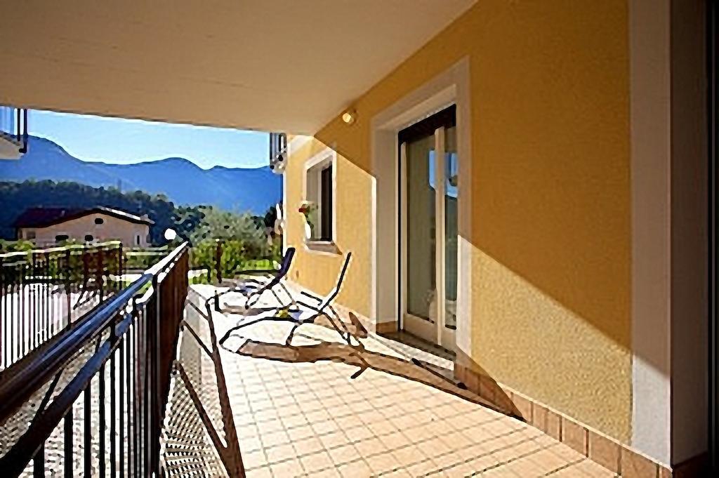 4 Village Centre Lenno Homes With Pool-By Italian Apartments المظهر الخارجي الصورة