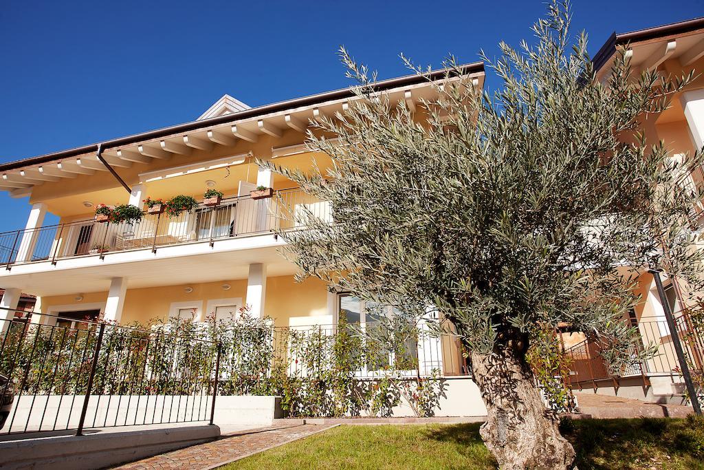 4 Village Centre Lenno Homes With Pool-By Italian Apartments الغرفة الصورة